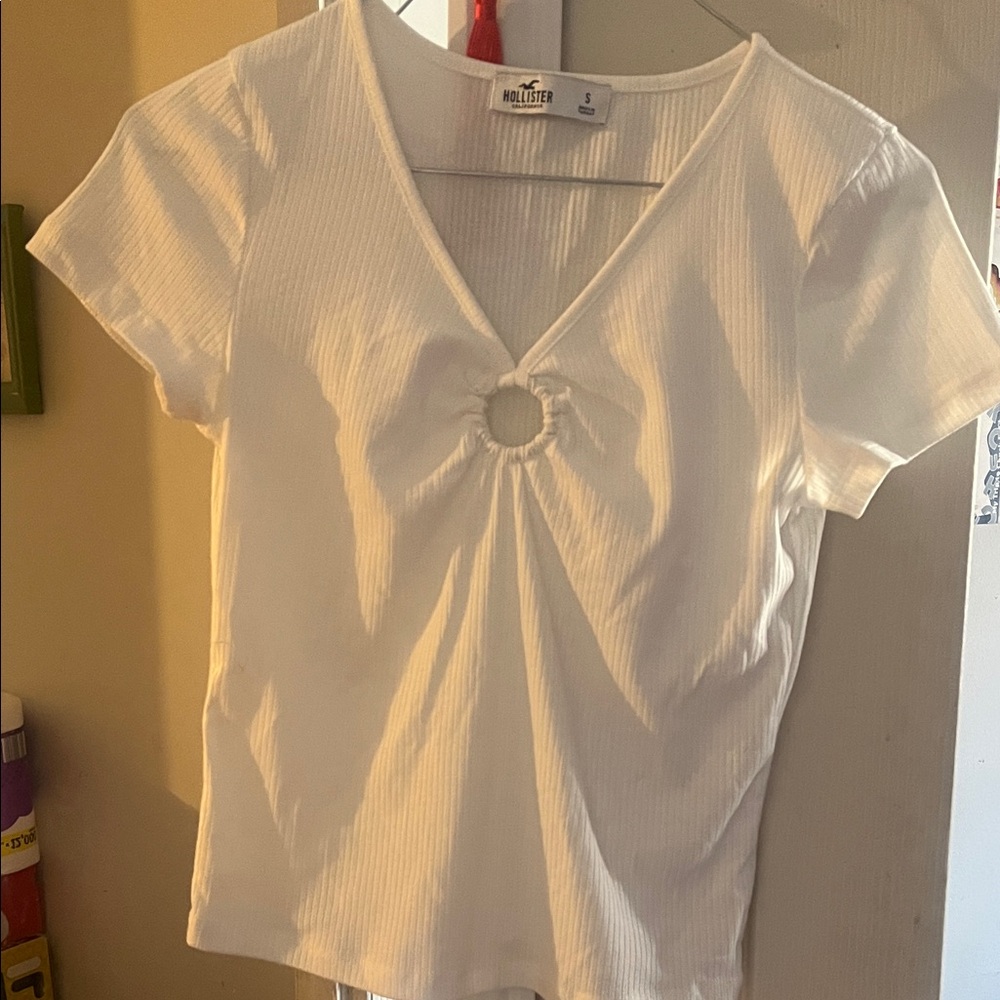 Hollister Women's Cream Ring Accent Blouse